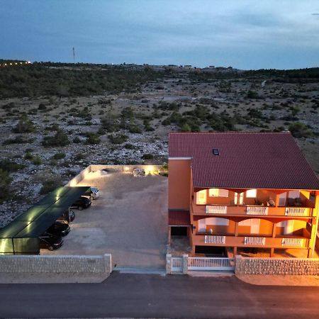 Kameni Put Apartment Razanac Exterior photo